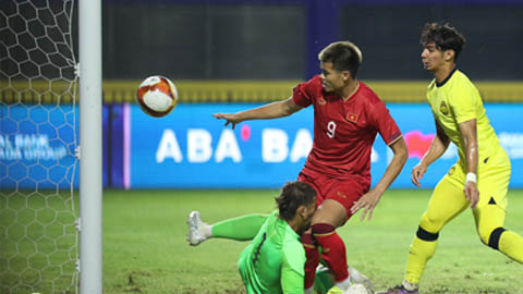 Báo Malaysia gợi lại ký ức đau thương, sợ đội nhà bị U22 Việt Nam tiễn về nước